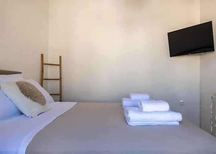 T Apartment Tinos